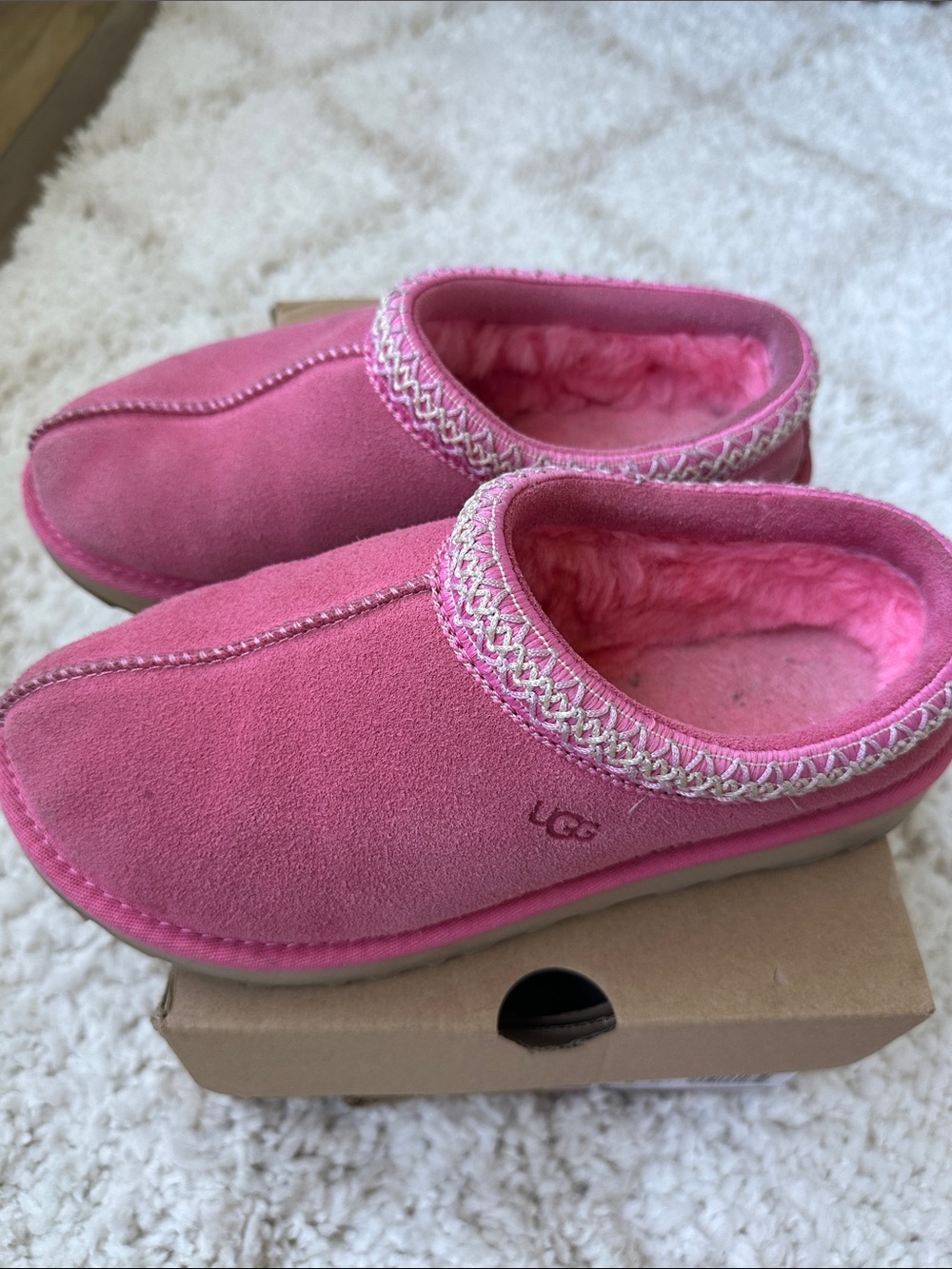 UGG Tasman Hot Pink Suede Shearling-Lined Slip-On Clog size 7